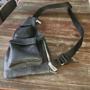 Elvi Black Men's Belt Bag
